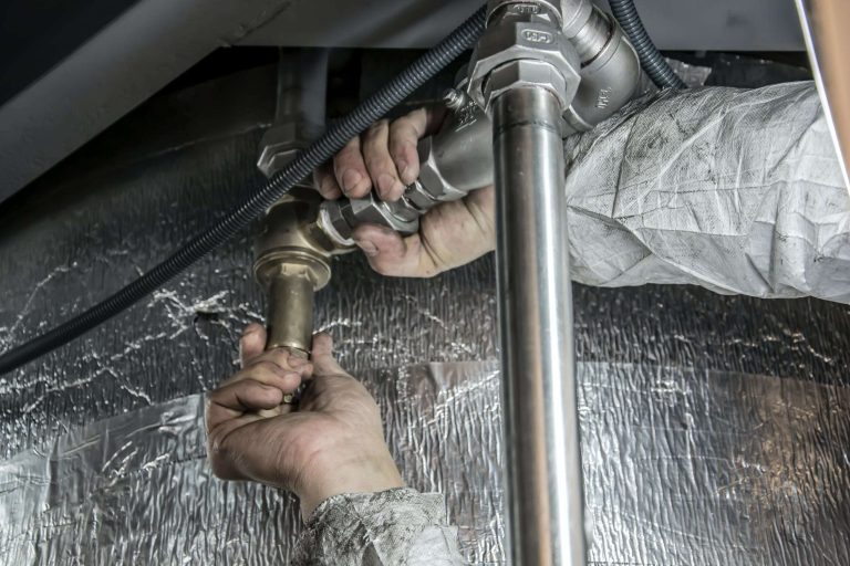 8 warning signs to call a plumber immediately