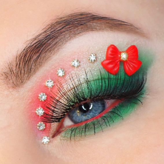 Christmas eye makeup