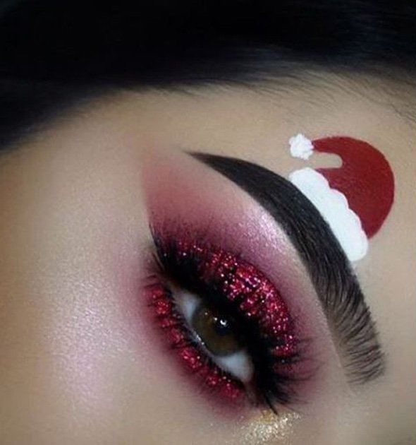 Christmas eye makeup