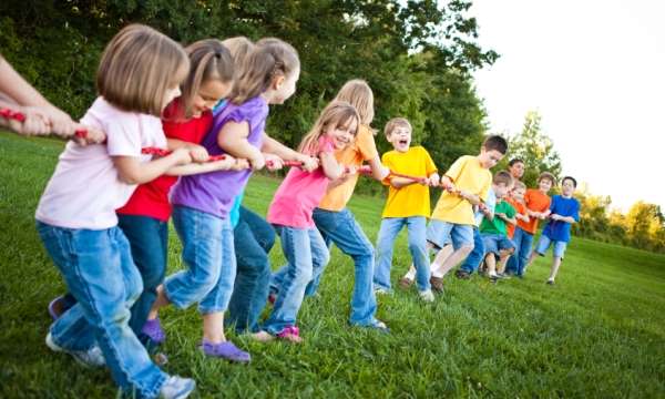 Tug of War groups games for kids